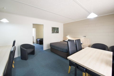 Box Hill Motel - Gold Coast 4U 1