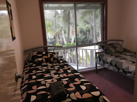 Eagle Bay Views - Gold Coast 4U 1
