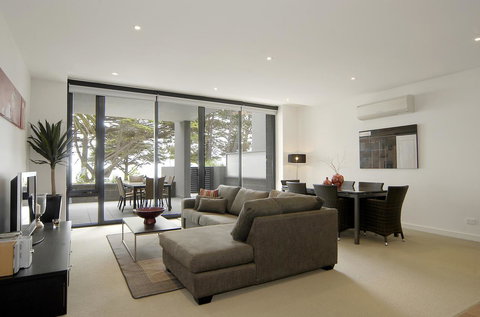 C-Scape Water Front Apartment - Accommodation Gold Coast 3