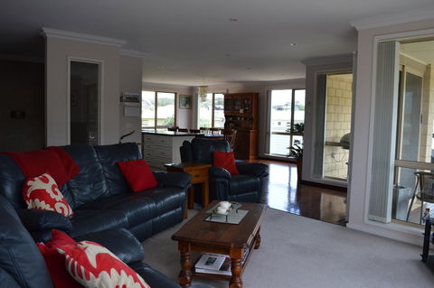Ocean View Beach House - Accommodation Gold Coast 14