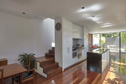 Middle Park In Vogue - Rejuvenate Stays - Gold Coast 4U 4