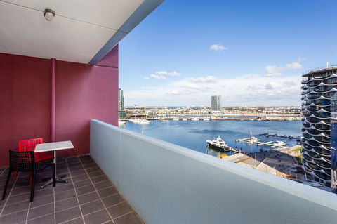 Accent Accommodation@Docklands - Accommodation Gold Coast 1