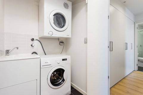 Accent Accommodation@Docklands - Accommodation Gold Coast 8