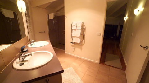 Limosa Rise - Accommodation Gold Coast 4