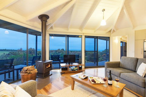 Limosa Rise - Accommodation Gold Coast 0