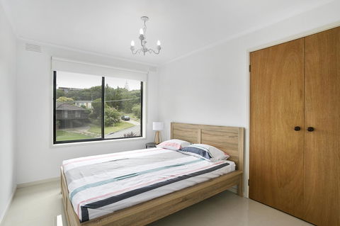 Fairhills - NEW LISTING, Beautifully Styled - Gold Coast 4U 4