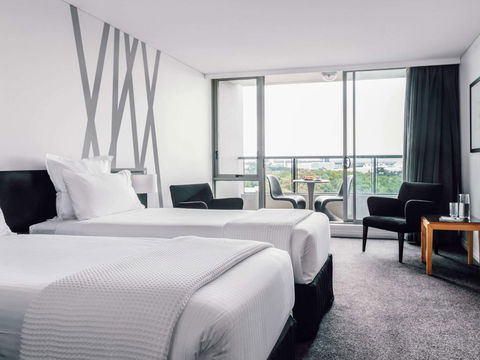 Quay West Suites Melbourne - Accommodation Gold Coast 8