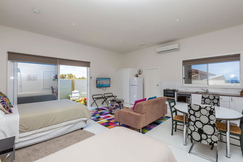 Cottages For Couples - Accommodation Gold Coast 7