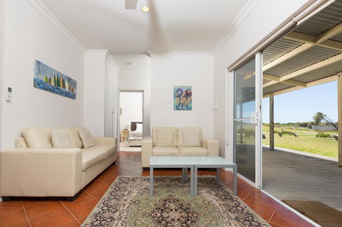 Cottages For Couples - Accommodation Gold Coast 28