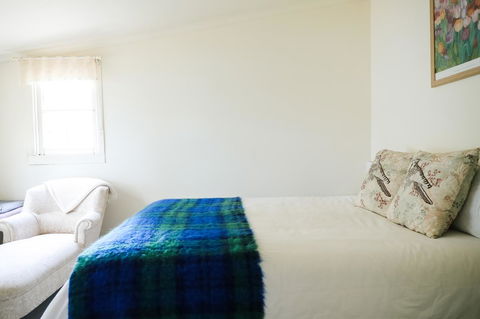 Miss Pym's Cottage - Gold Coast 4U 15
