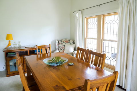 Miss Pym's Cottage - Gold Coast 4U 36