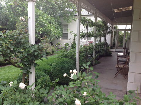 Camellia Cottage - Gold Coast 4U 2