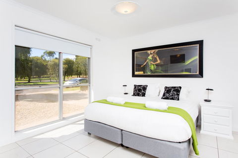 Mildura Holiday Villas - Gold Coast 4U 16