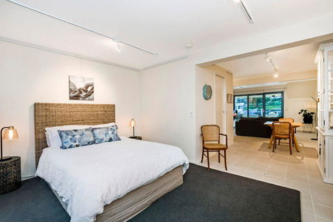 The Waterfront Apartment - Gold Coast 4U 5