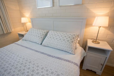 The Blue Door Villa - Accommodation Gold Coast 2