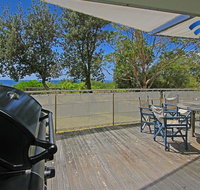 The Boathouse - comfortable beachfront home - Accommodation Gold Coast