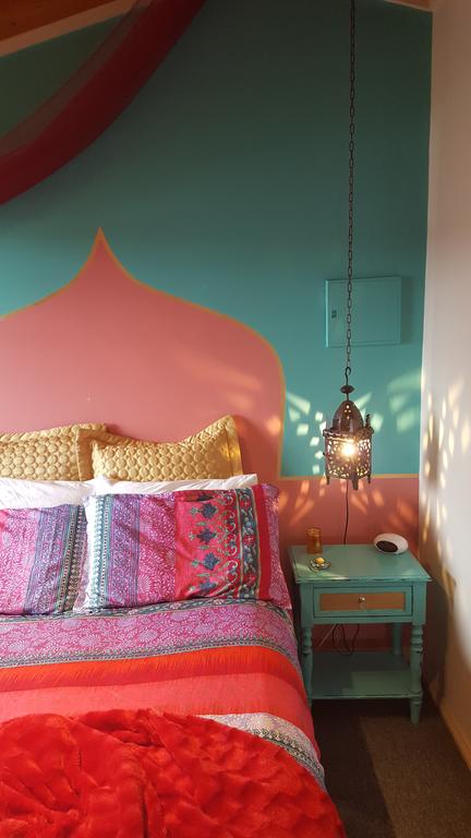 The Bohemian Art Studio - Gold Coast 4U 3