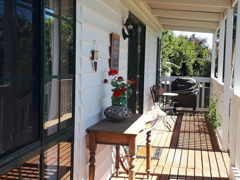 The Bohemian Art Studio - Gold Coast 4U 1