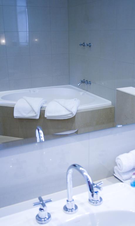 The Bridgetown Hotel - Gold Coast 4U 3