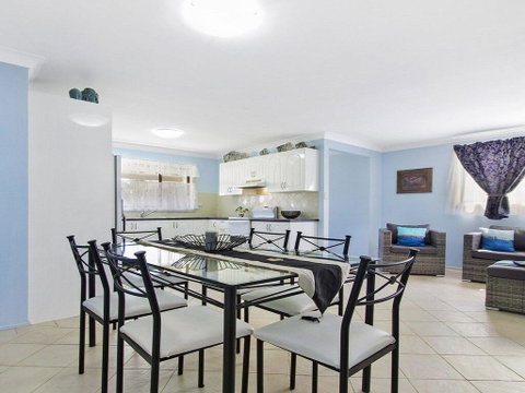 The Burra Break - 3 Minute Walk To Beach Access - Accommodation Gold Coast 3