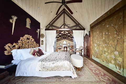 The Church House - Gold Coast 4U 1