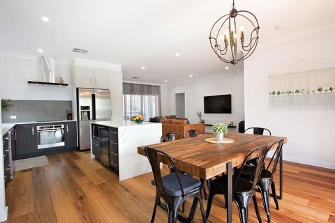 The Clyde Greenock - Gold Coast 4U 3