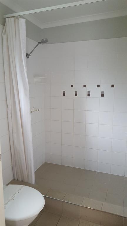 The Commercial Hotel Motel - Accommodation Gold Coast 3