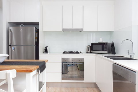 The Cove - L'Abode Accommodation - Accommodation Gold Coast 0