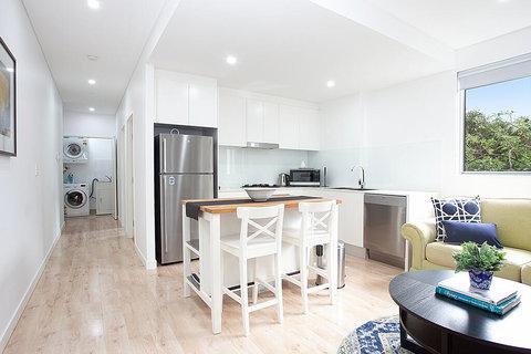 The Cove - L'Abode Accommodation - Accommodation Gold Coast 2