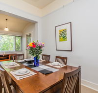 The Curtin Family Home - Gold Coast 4U