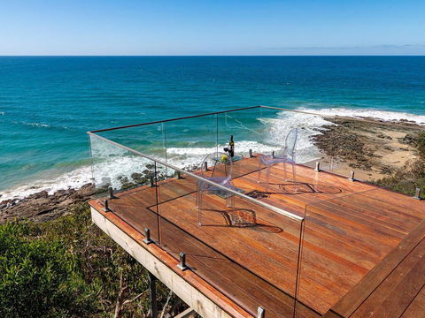 THE DECK HOUSE - A WYE RIVER ICON - Accommodation Gold Coast 1