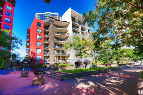 The Docks On Goodwin - Accommodation Gold Coast 2