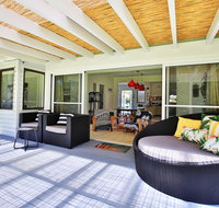 The Endless Summer  Culburra - Pet Friendly - 2 Mins to Beach - Accommodation Gold Coast