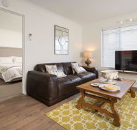 The Executive - Central  Sophisticated - Gold Coast 4U