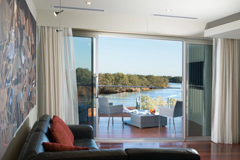 The Frames - Accommodation Gold Coast 1