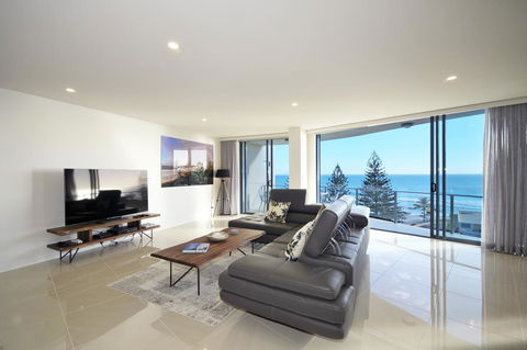 The Garland At Rainbow Bay - Accommodation Gold Coast 2