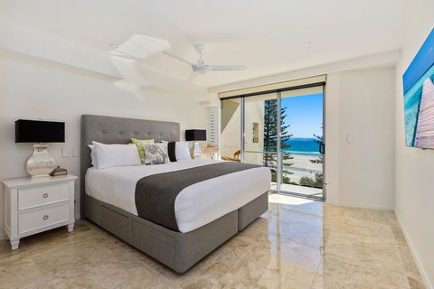 The Garland At Rainbow Bay - Accommodation Gold Coast 3