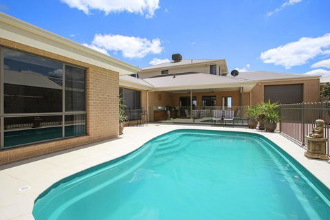 The Grand Holiday House - Accommodation Gold Coast 0