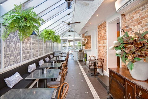 The Hughenden Boutique Hotel - Gold Coast 4U 1