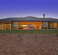 The Junction - contemporary meets river country - Accommodation Gold Coast