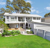 THE LAKE HOUSE - WiTH SWIMMING POOL - Gold Coast 4U