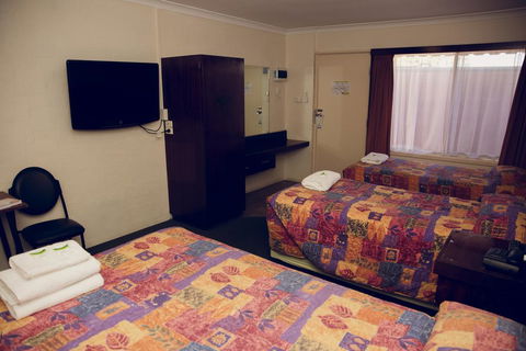 The Miners Rest Motel - Accommodation Gold Coast 2