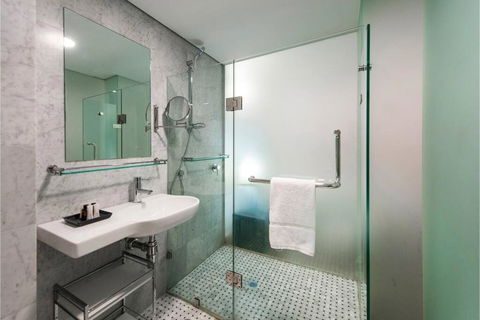 The Nest - Spacious Studio On Newcastle St With Roof Terrace - Gold Coast 4U 2