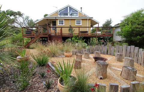 The Old School House - Gold Coast 4U 1