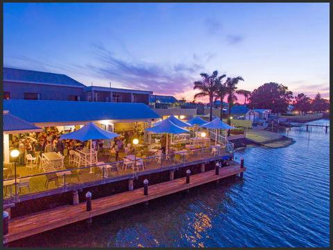 The Parade Hotel - Gold Coast 4U 0