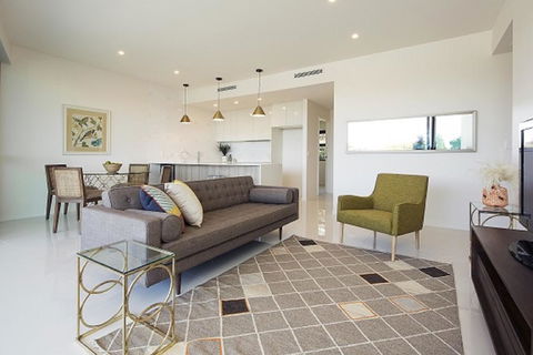 The Princess Bride - Executive 3BR Bulimba Apartment With Balcony In Central Location - Gold Coast 4U 0