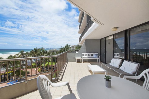 THE ROCKS RESORT, UNIT 3C - Accommodation Gold Coast 1