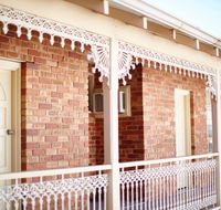The Rose Hotel  Motel - Gold Coast 4U