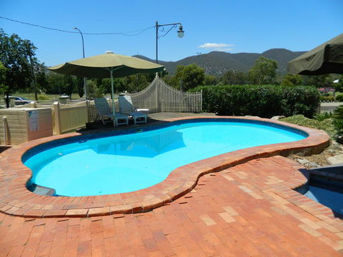The Roseville Apartments - Gold Coast 4U 2