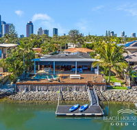 The Savoy Beach House - Gold Coast 4U